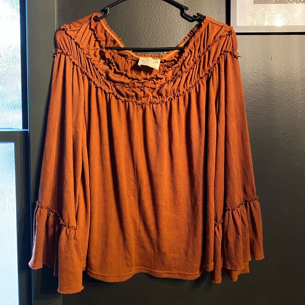 Joyfolie Off Shoulder Top